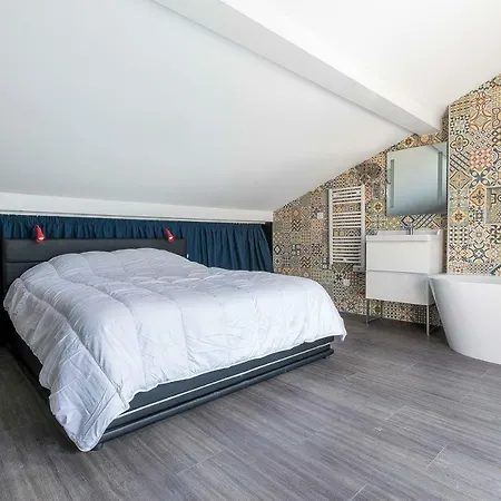 Апартаменты Le Riad Мец